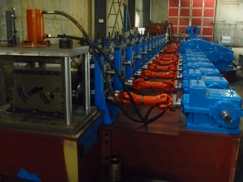 數(shù)控冷彎成型機(jī)三大系統(tǒng) 數(shù)控冷彎成型機(jī)三大系統(tǒng)