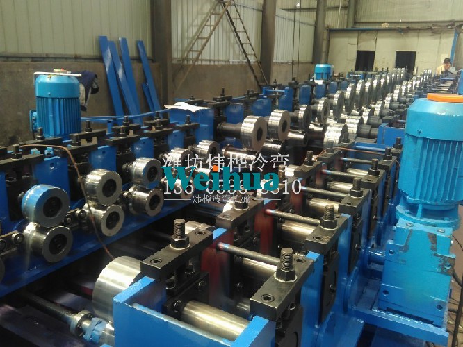 電纜橋架生產(chǎn)設(shè)備