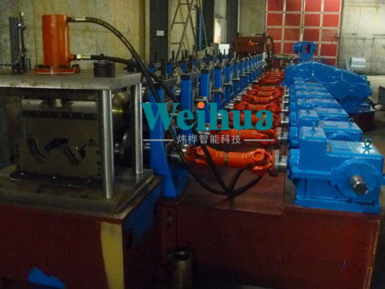 高速公路護欄板生產(chǎn)設(shè)備 高速公路護欄板生產(chǎn)設(shè)備