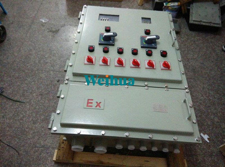 配電箱自動成型機(jī)特點以及防爆配電箱使用方法