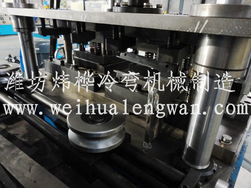 冷彎成型機液壓站工作原理 冷彎成型機液壓站工作原理