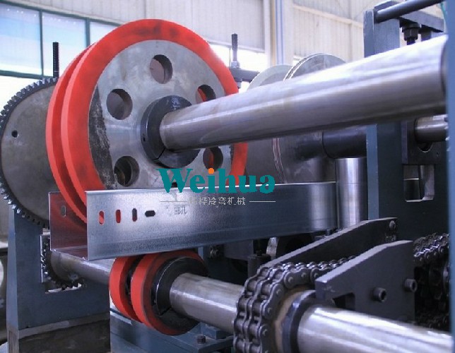 建筑橋架、線槽生產(chǎn)線